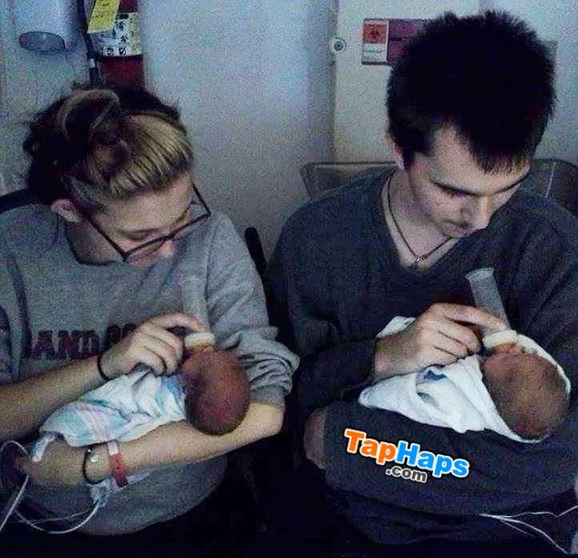 Jordan Lanie Swenson and Marion Austin Dycus with their twins