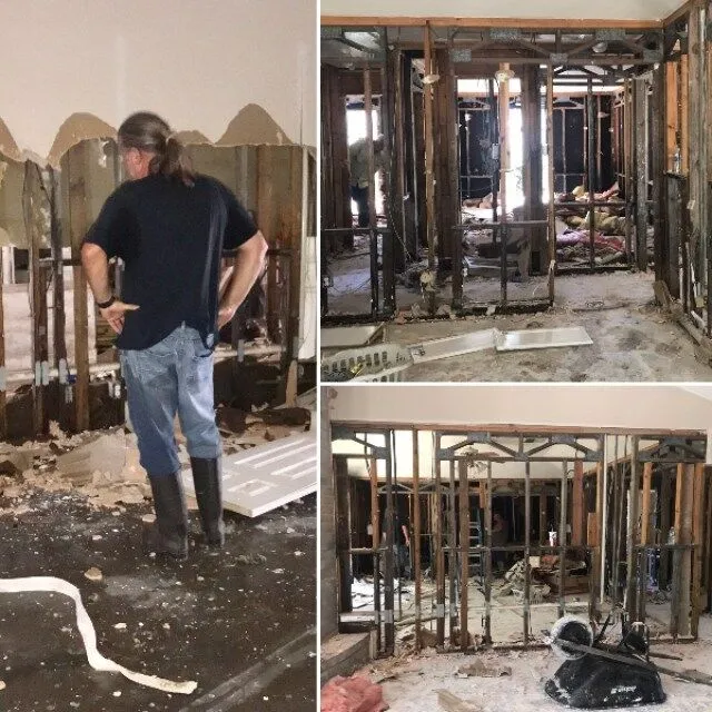 Carlos Sepeda Jr & His Wife Receive Note & Money From Waitress