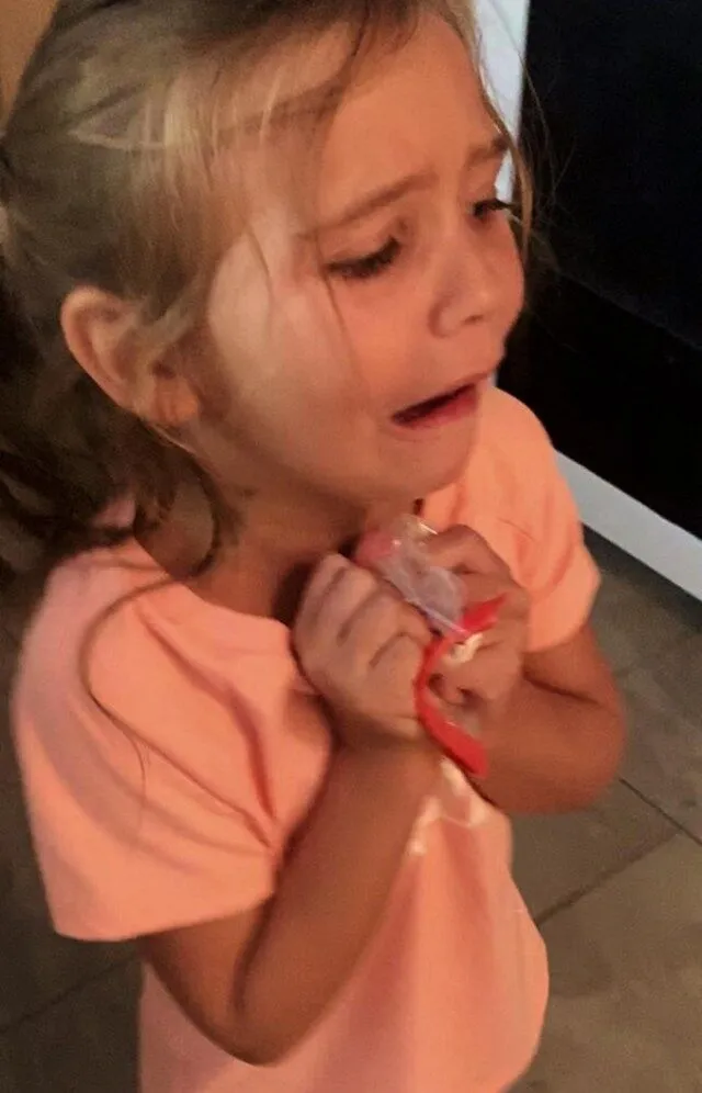 Haley Hassell Girl Throws Gift In Trash Mom Uses Plastic Bag To Teach Her Gratitude