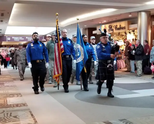 Jen Tringale Airport Comes To A Standstill As Passengers Hear Unmistakable Sound